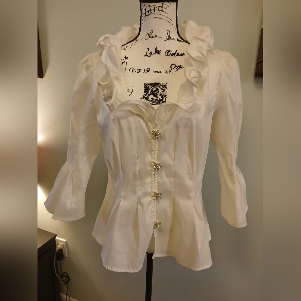 Chetta B statement Blouse